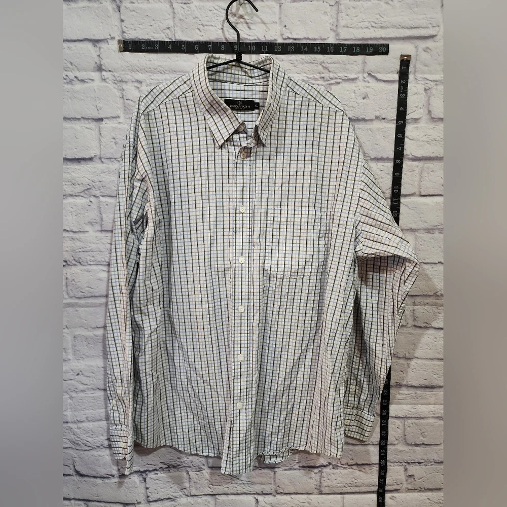 Bugatchi Classic Textured, Lightweight Button-Down Stripe Shirt Size Xlarge